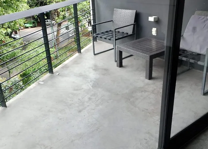 Modern Loft 2 Blocks From Wtc With Parking *